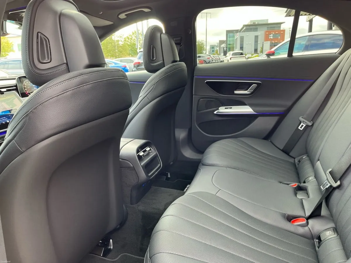 Mercedes-Benz E-Class E 220D AMG Line MHEV Saloon - Image 4