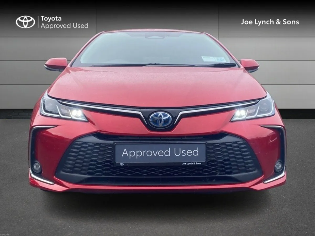Toyota Corolla Luna Sport Saloon - Image 5