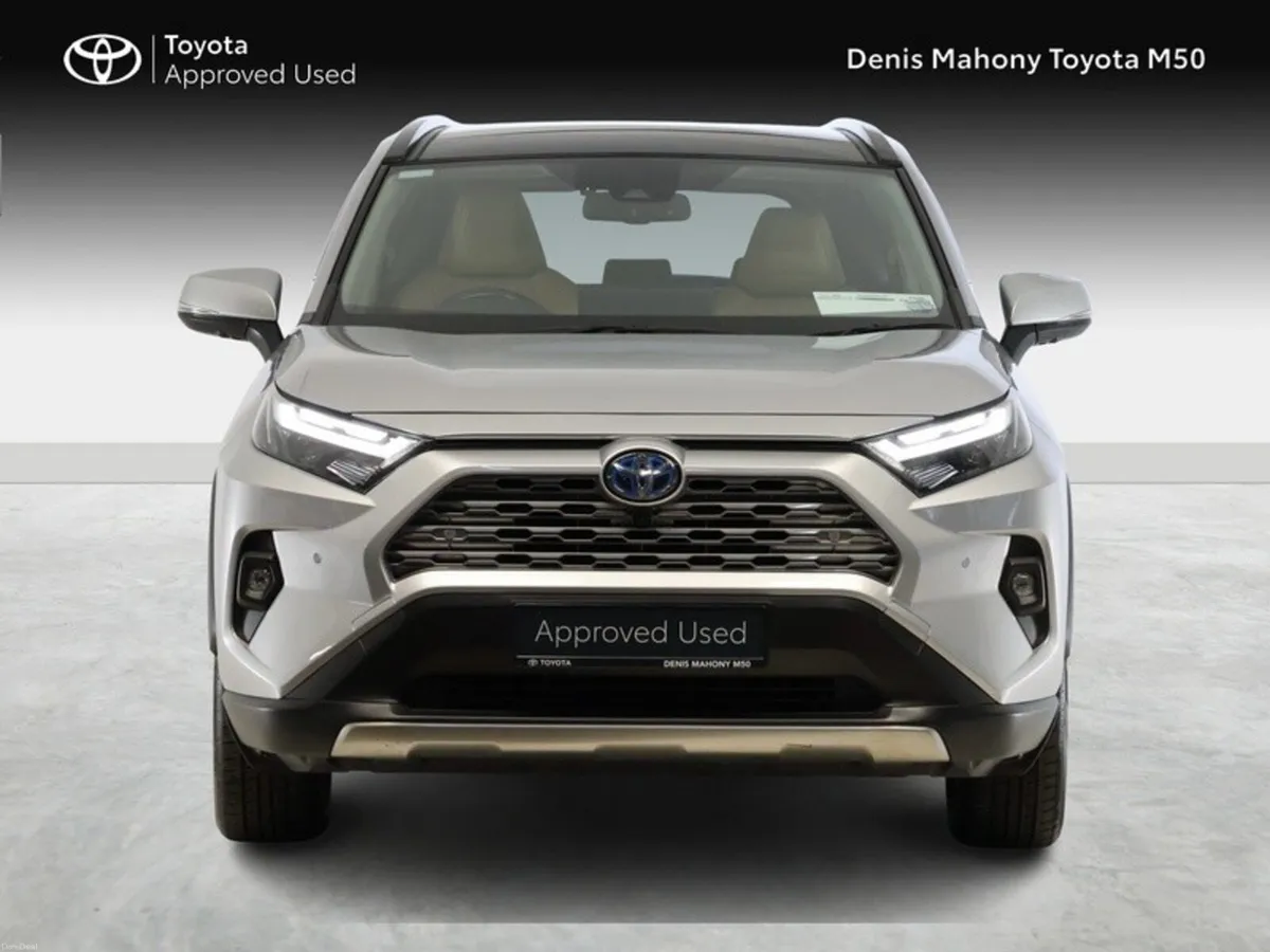 Toyota RAV4 Platinum Hybrid - Image 5