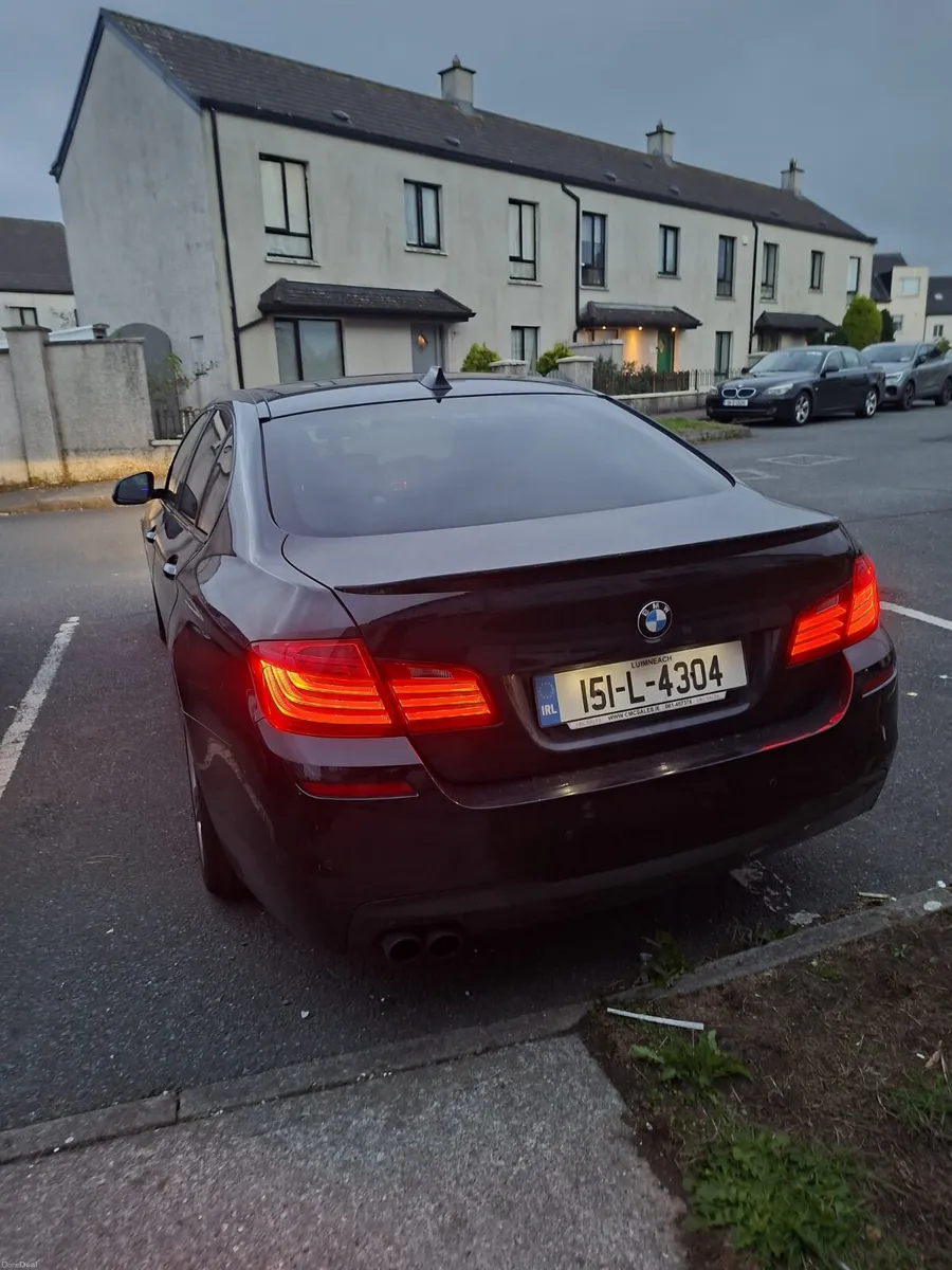 BMW 5-Series 2015 - Image 1