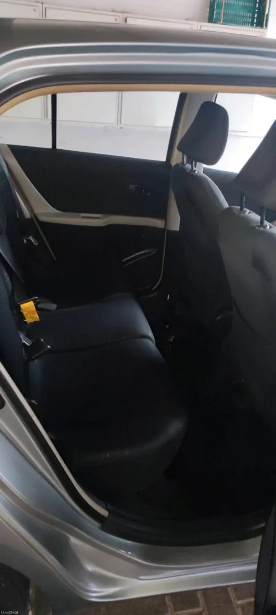 Toyota Yaris 2007 automatic - to get fixed - Image 4