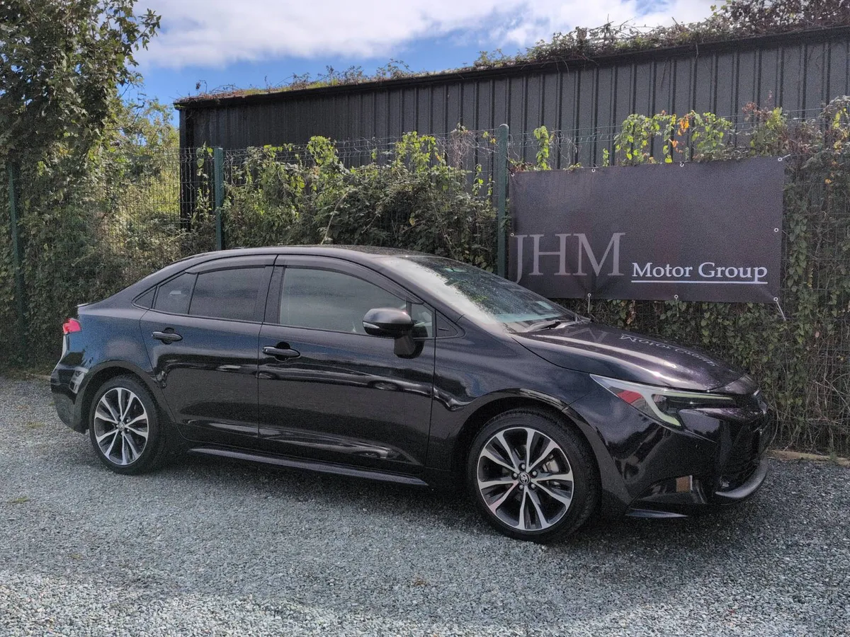 2023 Toyota Corolla WXB *High spec* LOW KMS - Image 2
