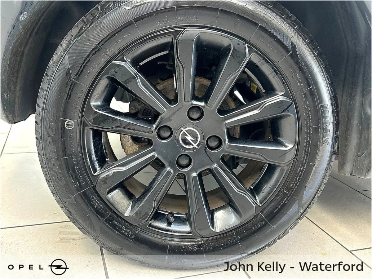 Opel Crossland SRI 1.5 Turbo D 110PS 6 Speed - Image 6