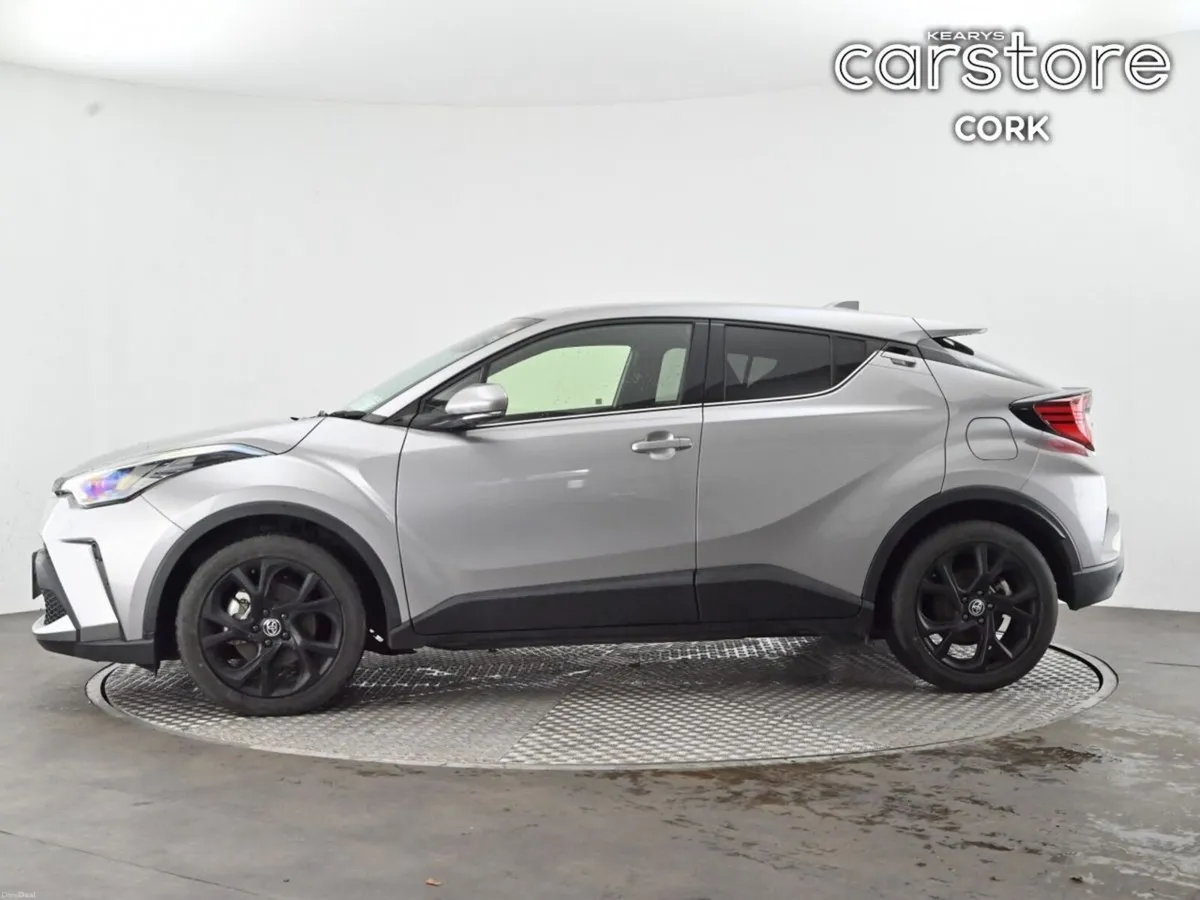 Toyota C-HR 1.8 - Image 6