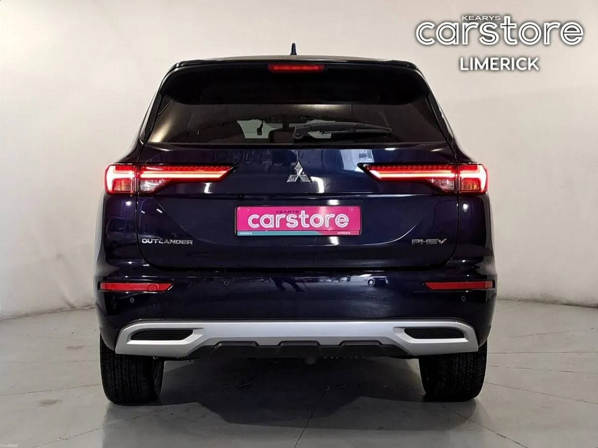 Mitsubishi Outlander PHEV G Model - Image 4