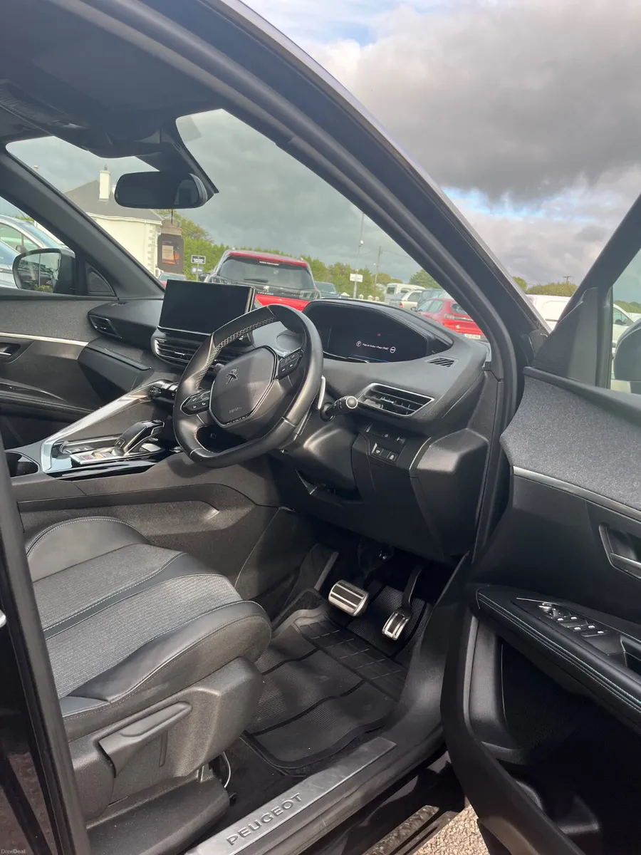 Peugeot 5008 2023 - Image 6
