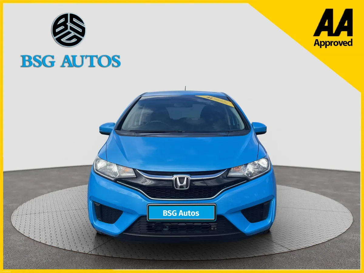 2015 HONDA FIT 1.5 HYBRID  AUTOMATIC *FINANCE* - Image 3