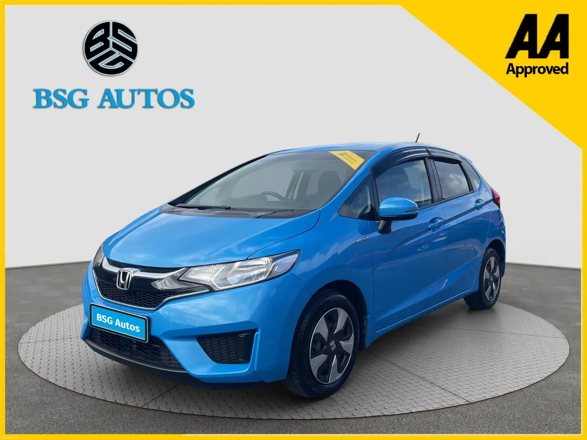 2015 HONDA FIT 1.5 HYBRID  AUTOMATIC *FINANCE* - Image 4