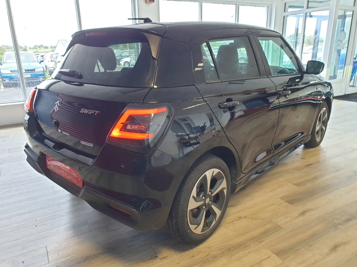 SUZUKI SWIFT 1.2 HYBRID MZ**TOP SPEC** - Image 4