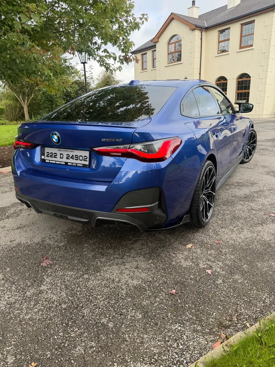 222 BMW i4 40e - Image 6