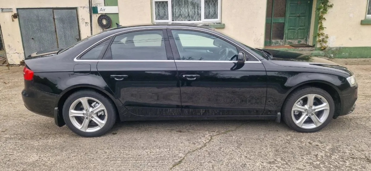 Audi A4 - Image 1