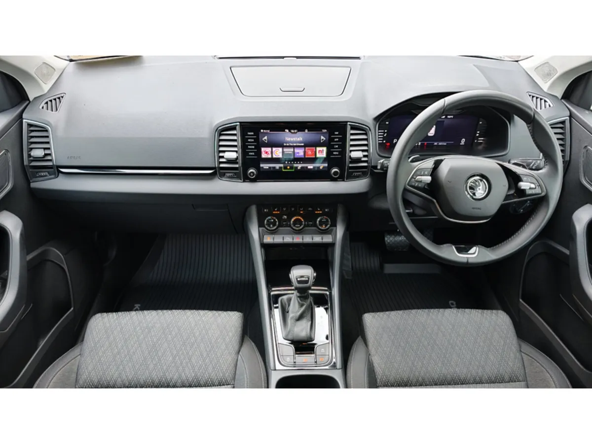 Skoda Karoq MIRIAN ALLOYS - HEATED SEATS - HEATED - Image 3