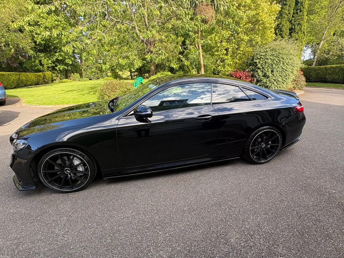 *2018 MERCEDES E220cdi AMG PREMIUM** - Image 4