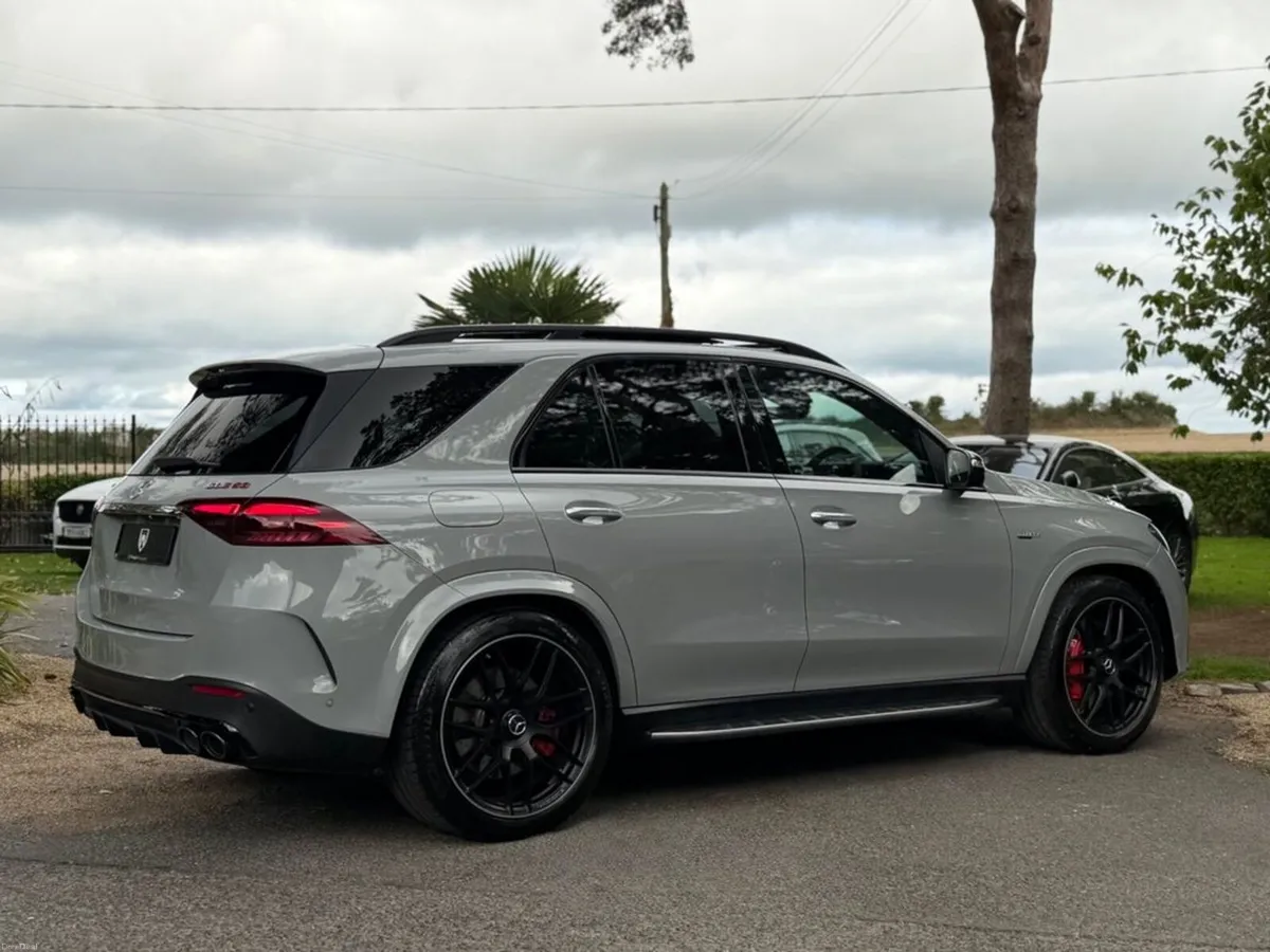 Mercedes-Benz GLE 53AMG Premium Plus Night Edition - Image 5
