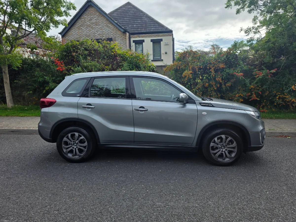 Suzuki Vitara 1.4 Boosterjet Hybrid SZ4 5DR - Image 2