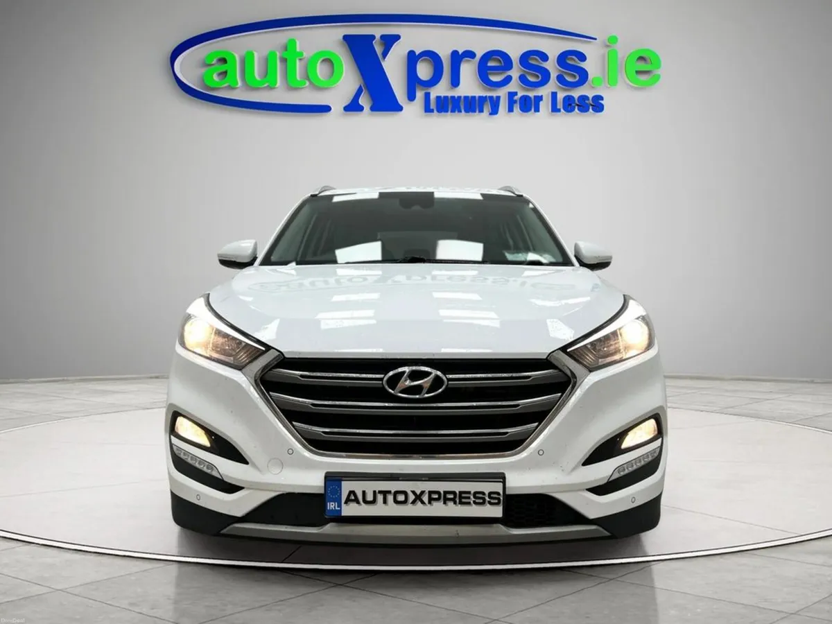 Hyundai Tucson 1.7 Premium, Manual, Reversing Came - Image 3