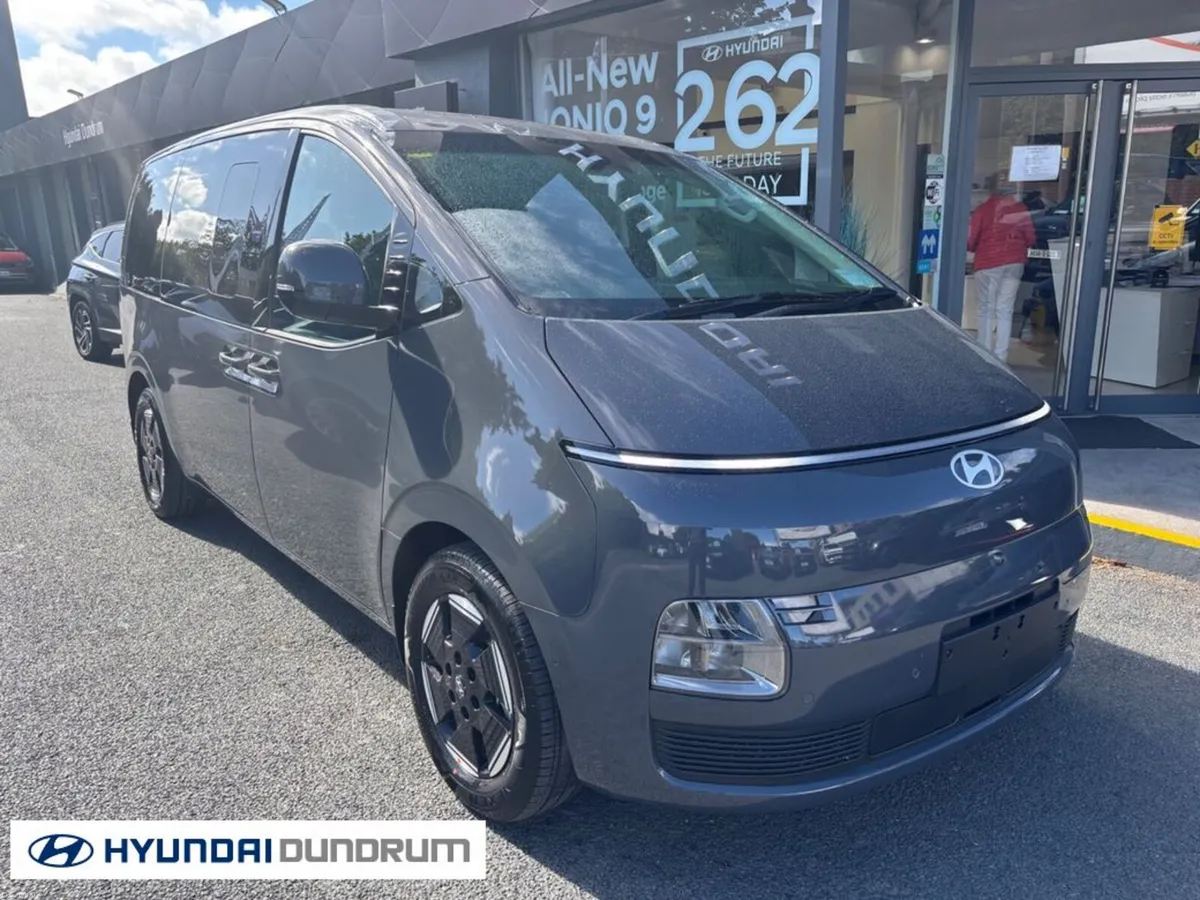 Hyundai Staria Electric 9 seater - Image 3