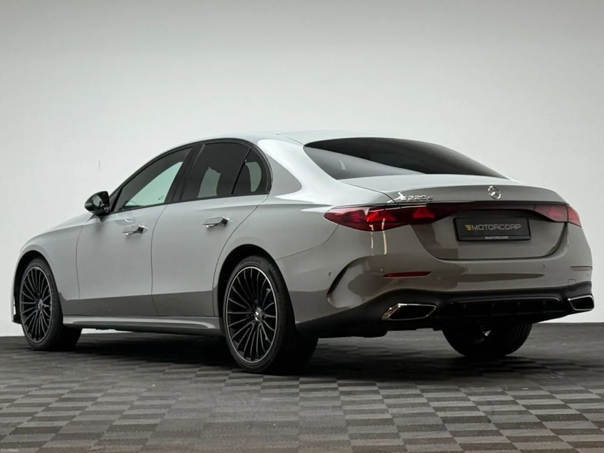Mercedes-Benz E-Class E220D AMG LINE ALPINE GREY - Image 5