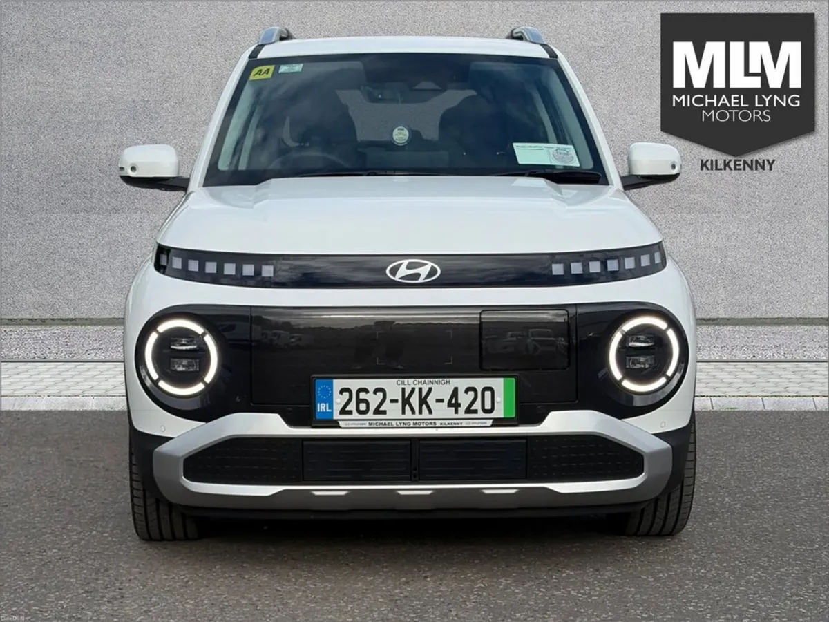 Hyundai INSTER Elegance 49KWH - Image 2
