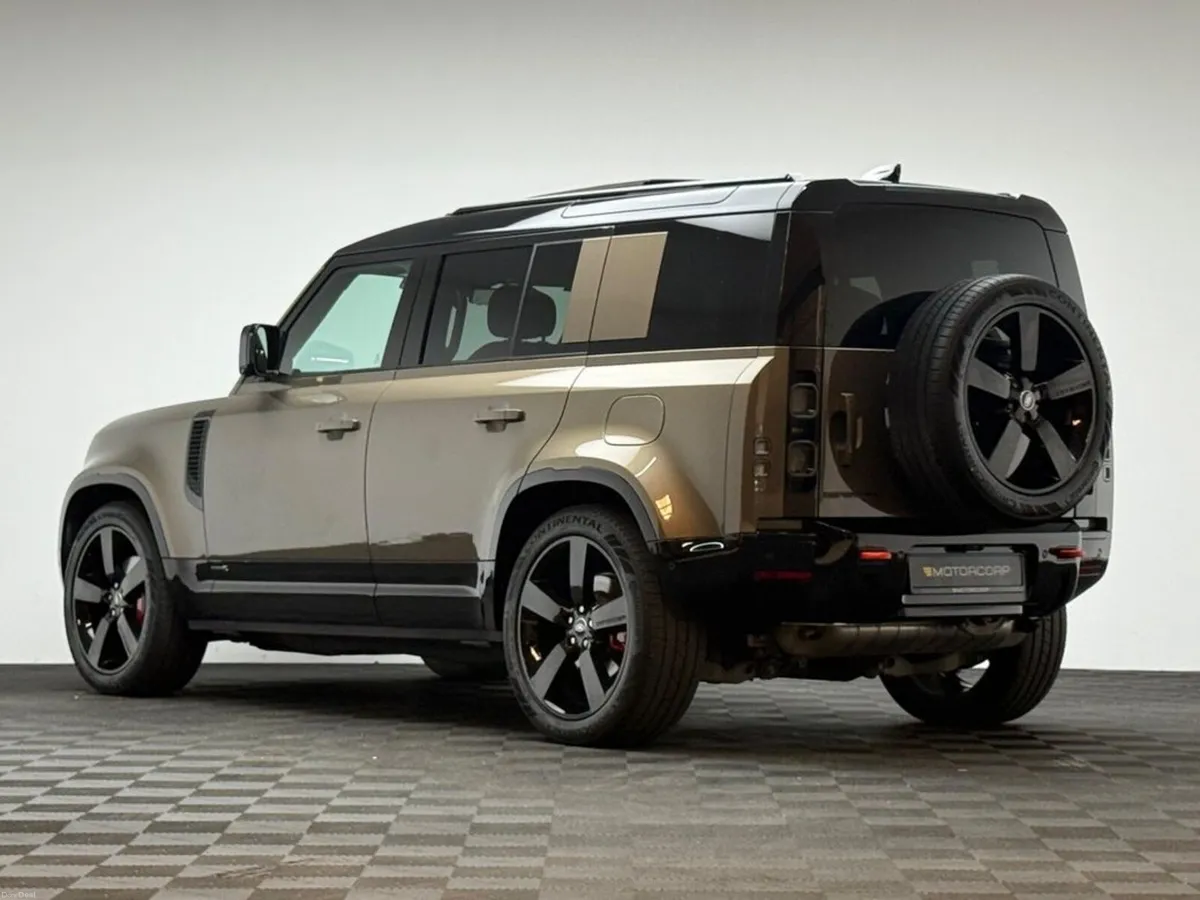 Land Rover Defender X - Image 5