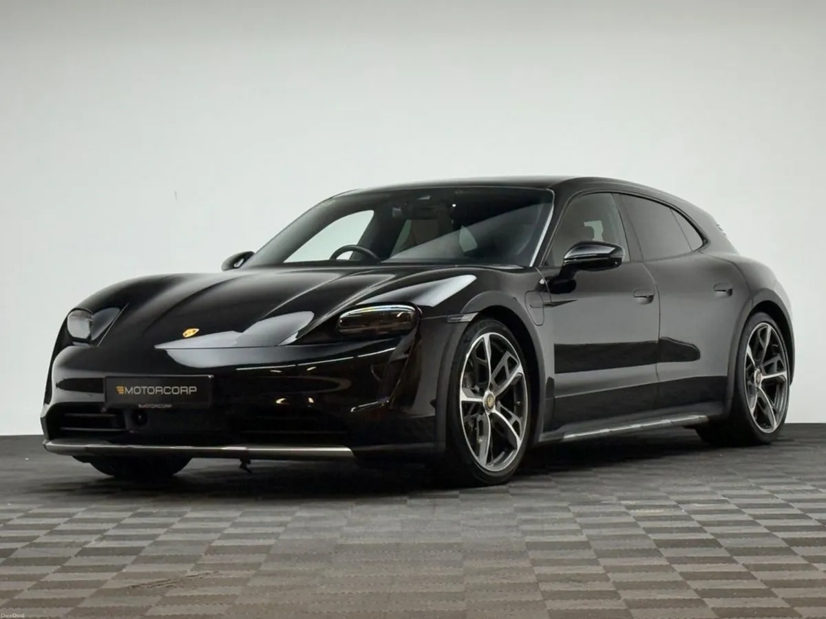 Porsche Taycan 4 Cross Turismo - Image 3
