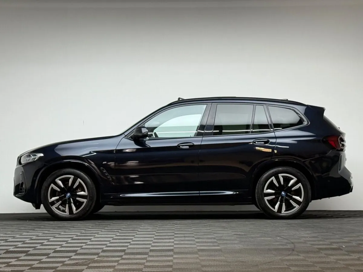 BMW iX3 M SPORT - Image 4