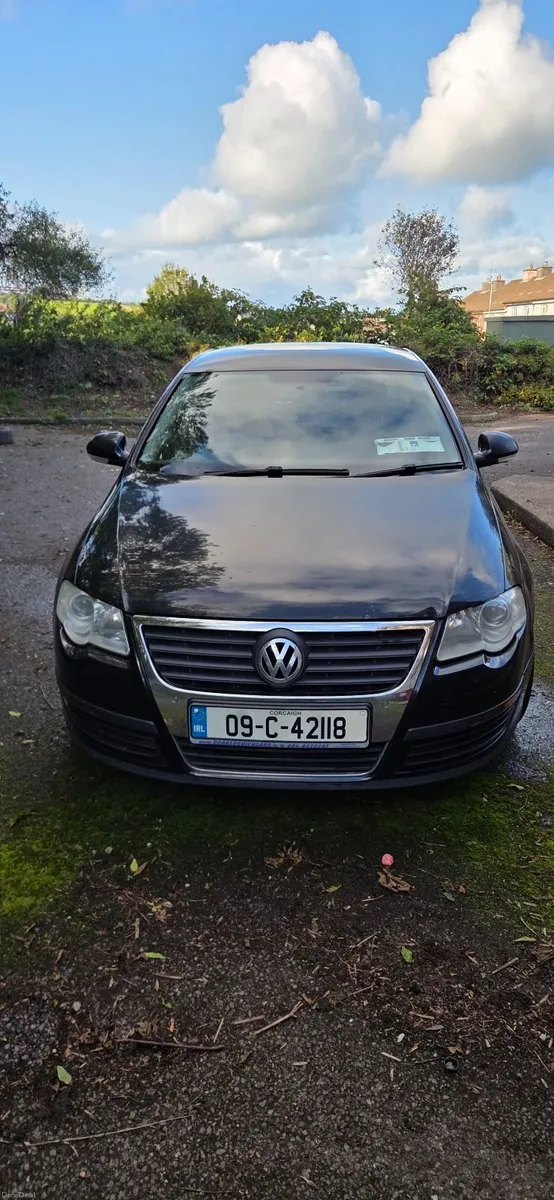 Volkswagen Passat 2009 - Image 1