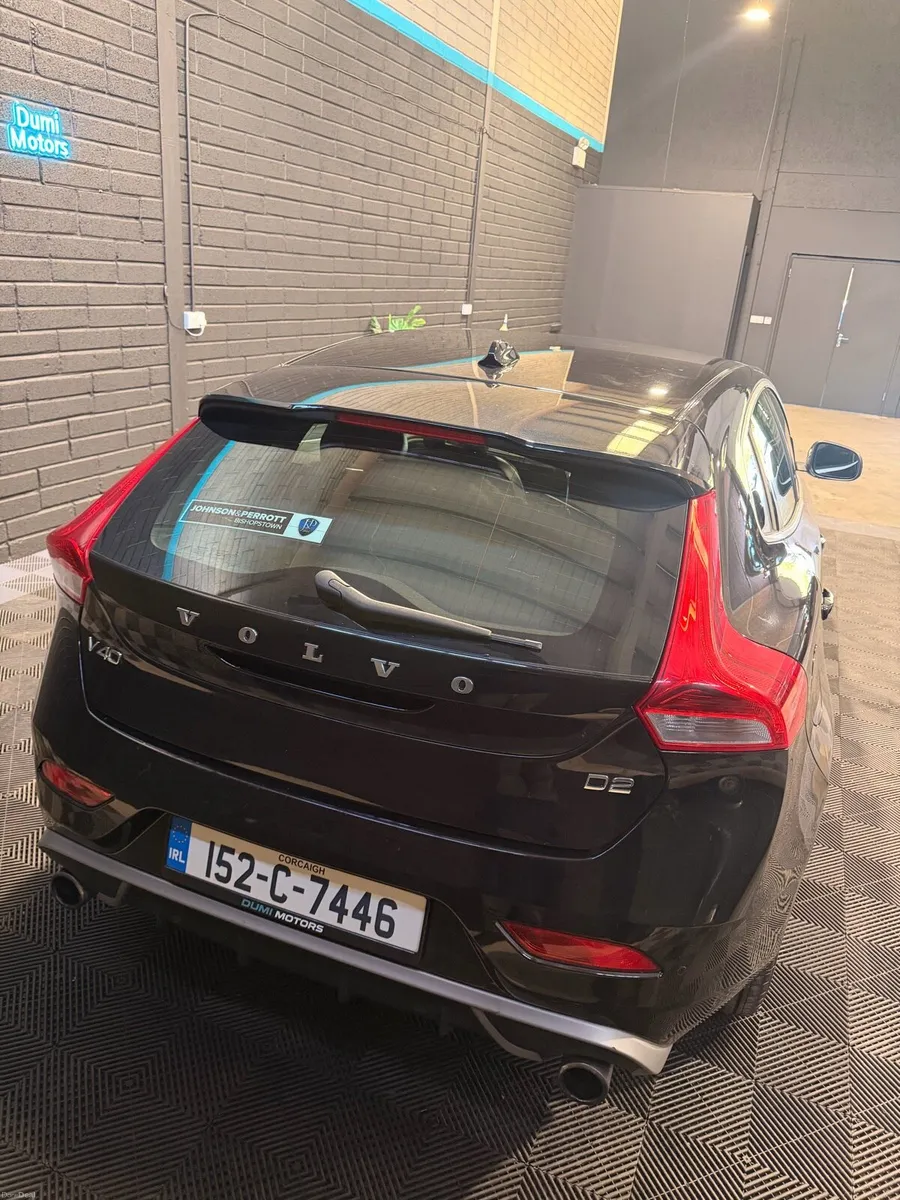 Volvo v40 Rdesign auto - Image 4