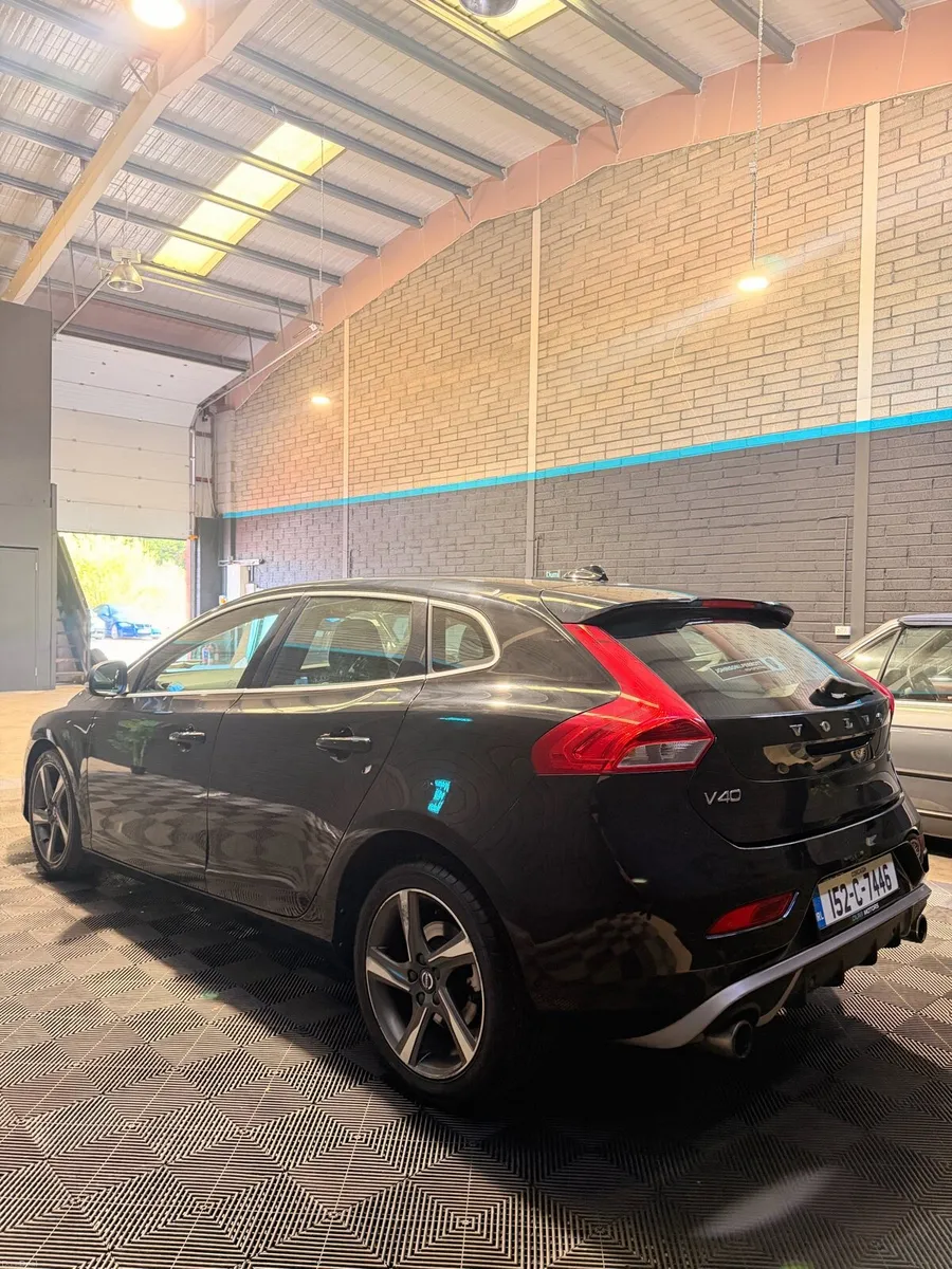 Volvo v40 Rdesign auto - Image 5