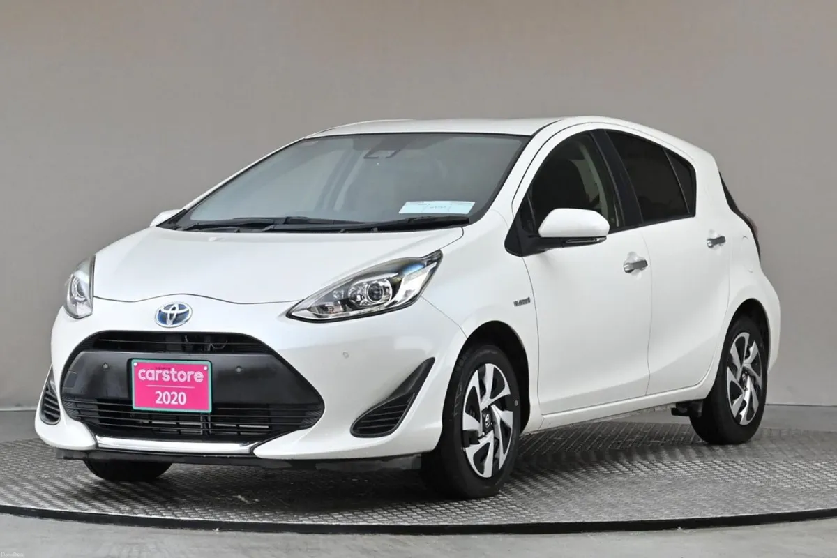Toyota Aqua 1.5 VVT-i HYBRID **ANDROID CAR PLAYER* - Image 3