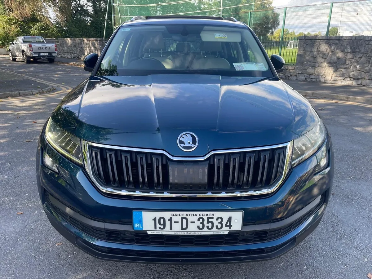 2019 Skoda Kodiaq Automatic 4X4 7 Seats Sunroof - Image 3