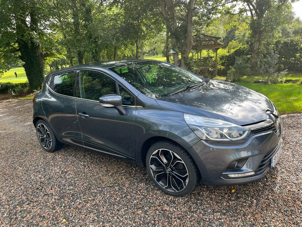 Renault Clio - Image 2