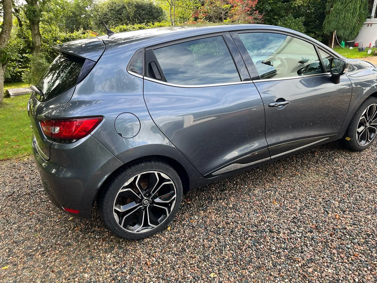 Renault Clio - Image 3