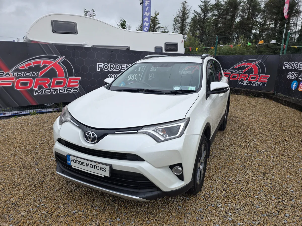 Toyota RAV4 2016 - Image 2