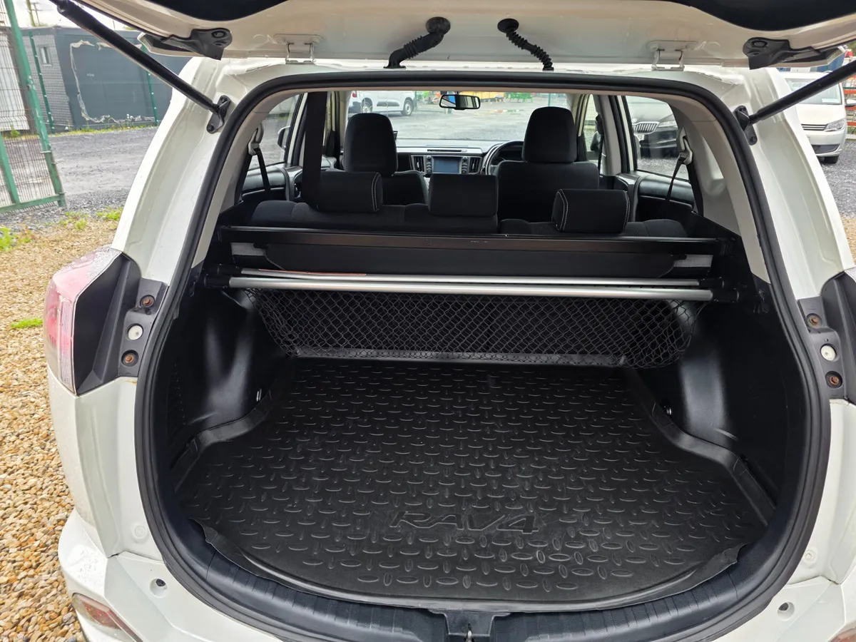 Toyota RAV4 2016 - Image 6