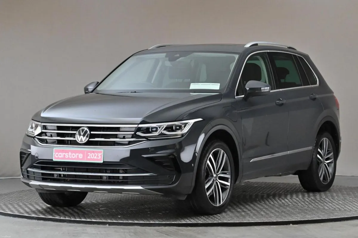 Volkswagen Tiguan 1.4 TSI DSG ELEGANCE PHEV PANORA - Image 3