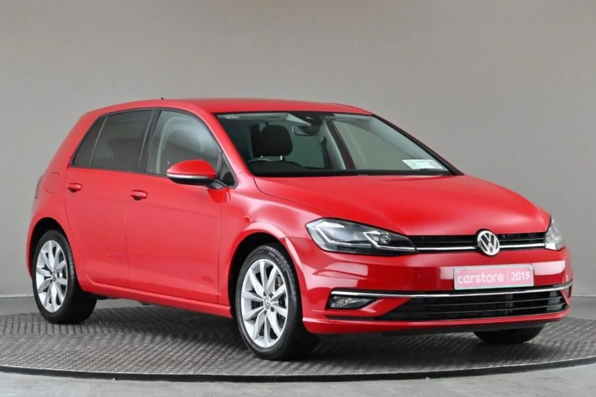 Volkswagen Golf 1.2 TSI DSG MK7.5 COMFORTLINE **RE - Image 1