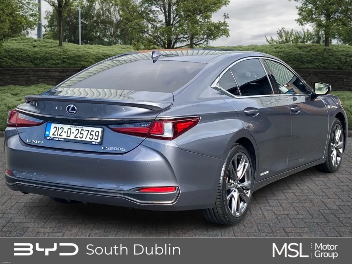 Lexus ES 300H F-Sport - Image 3