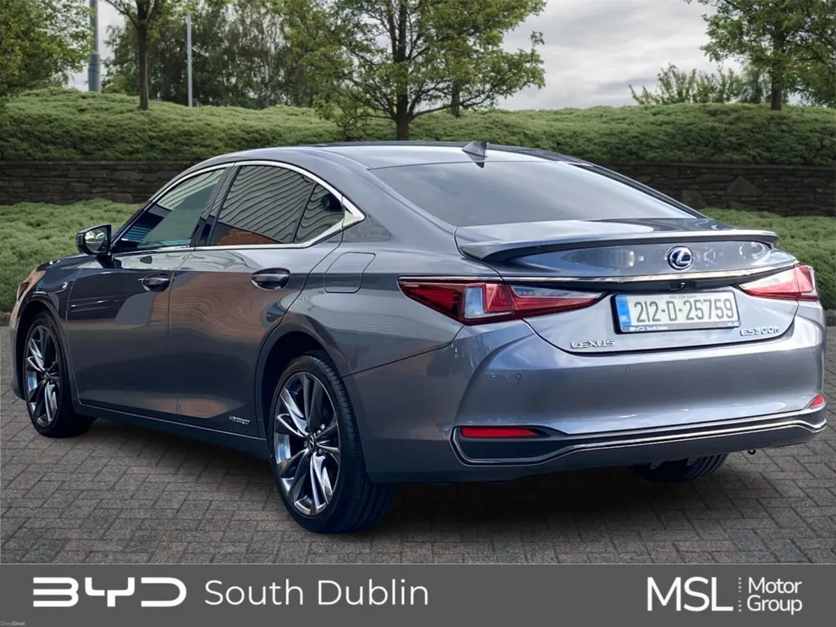 Lexus ES 300H F-Sport - Image 4