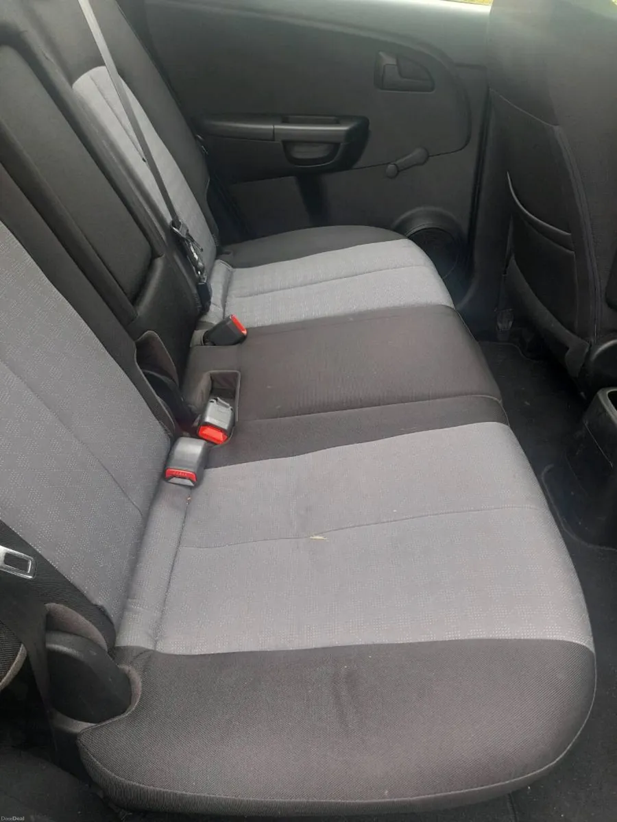Car - Image 6