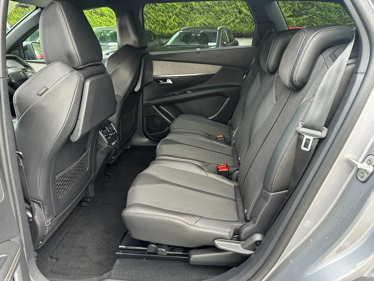 Peugeot 5008 1.5 BlueHDi 130bhp Allure Auto - Image 6