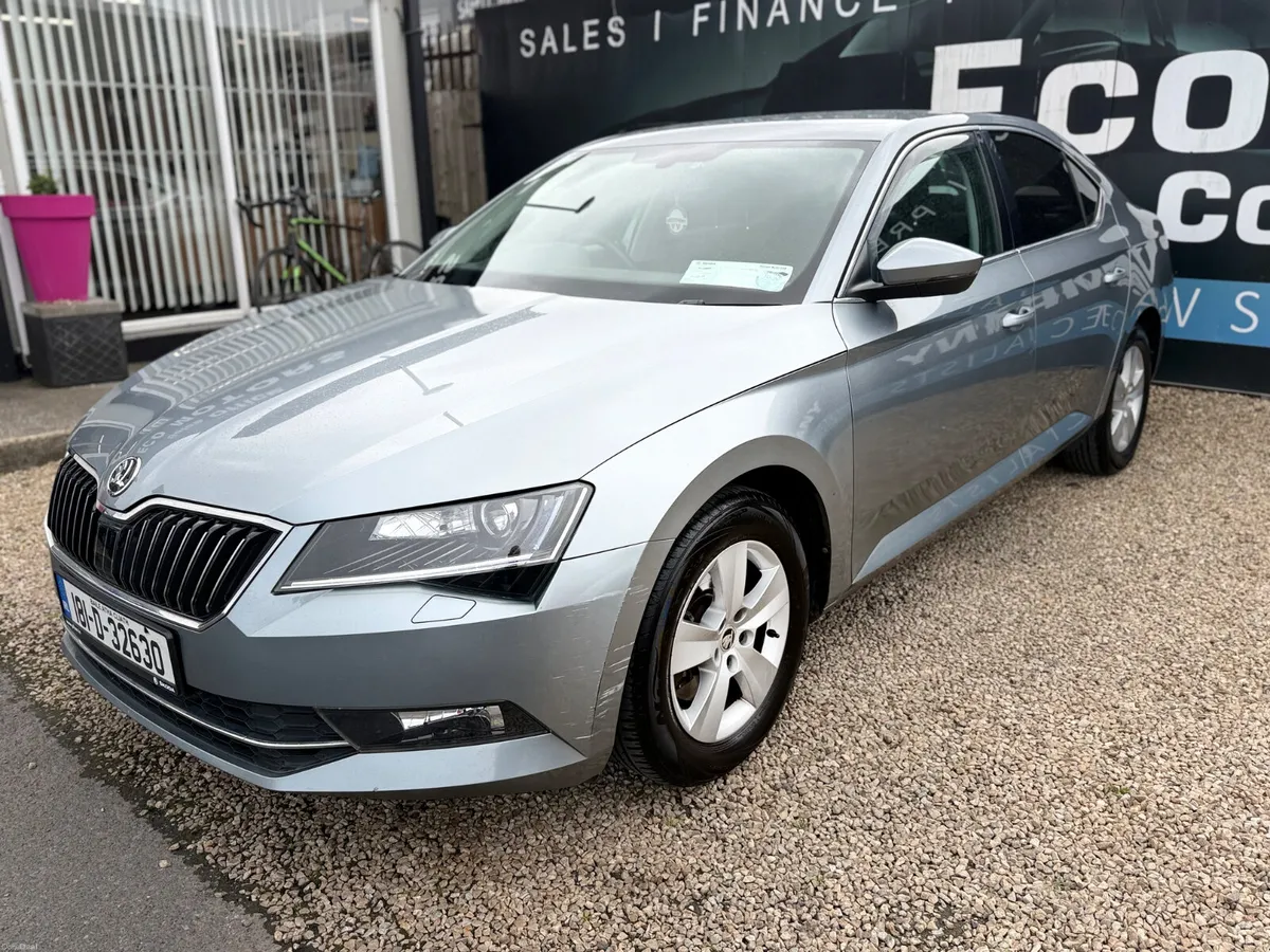 SKODA SUPERB 2018 - 1.6 TDI - AUTOMATIC - LOW KMS - Image 3