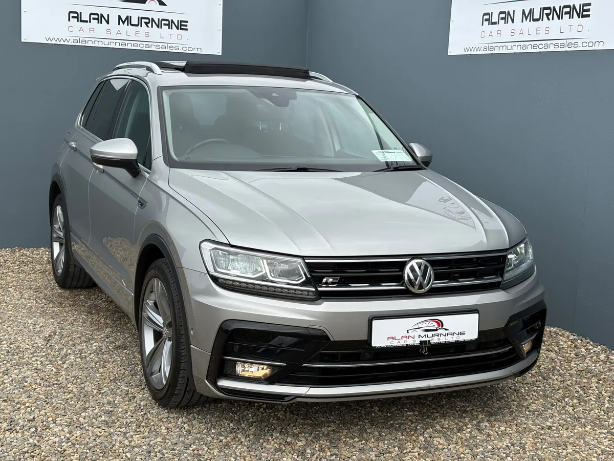 VOLKSWAGEN  TIGUAN R-LINE 2019 *LOW MILES* - Image 5