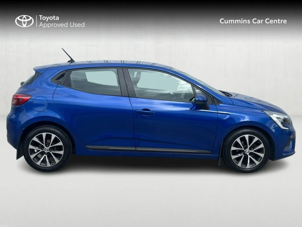 Renault Clio ICONIC TCE 90 MODEL ECC 5 5DR - Image 3