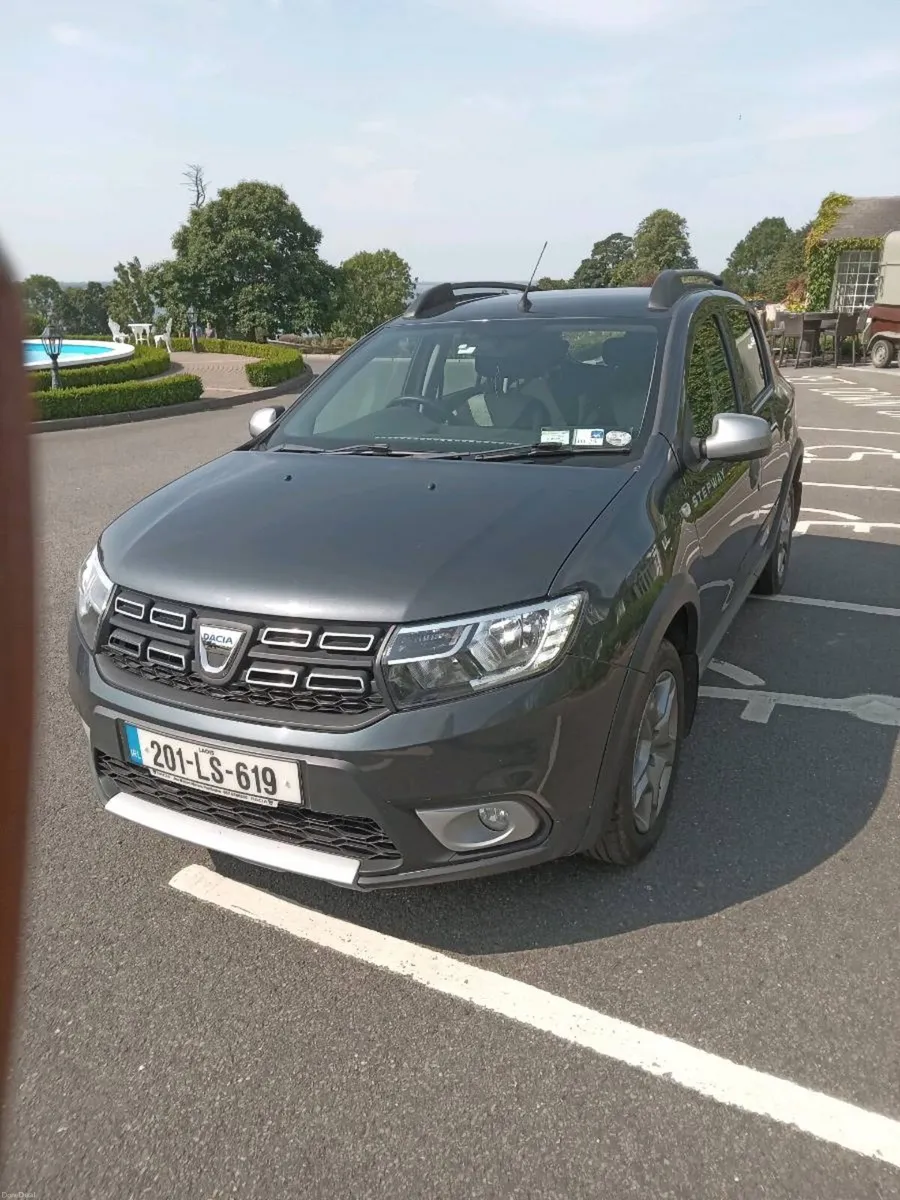 Car - Image 2