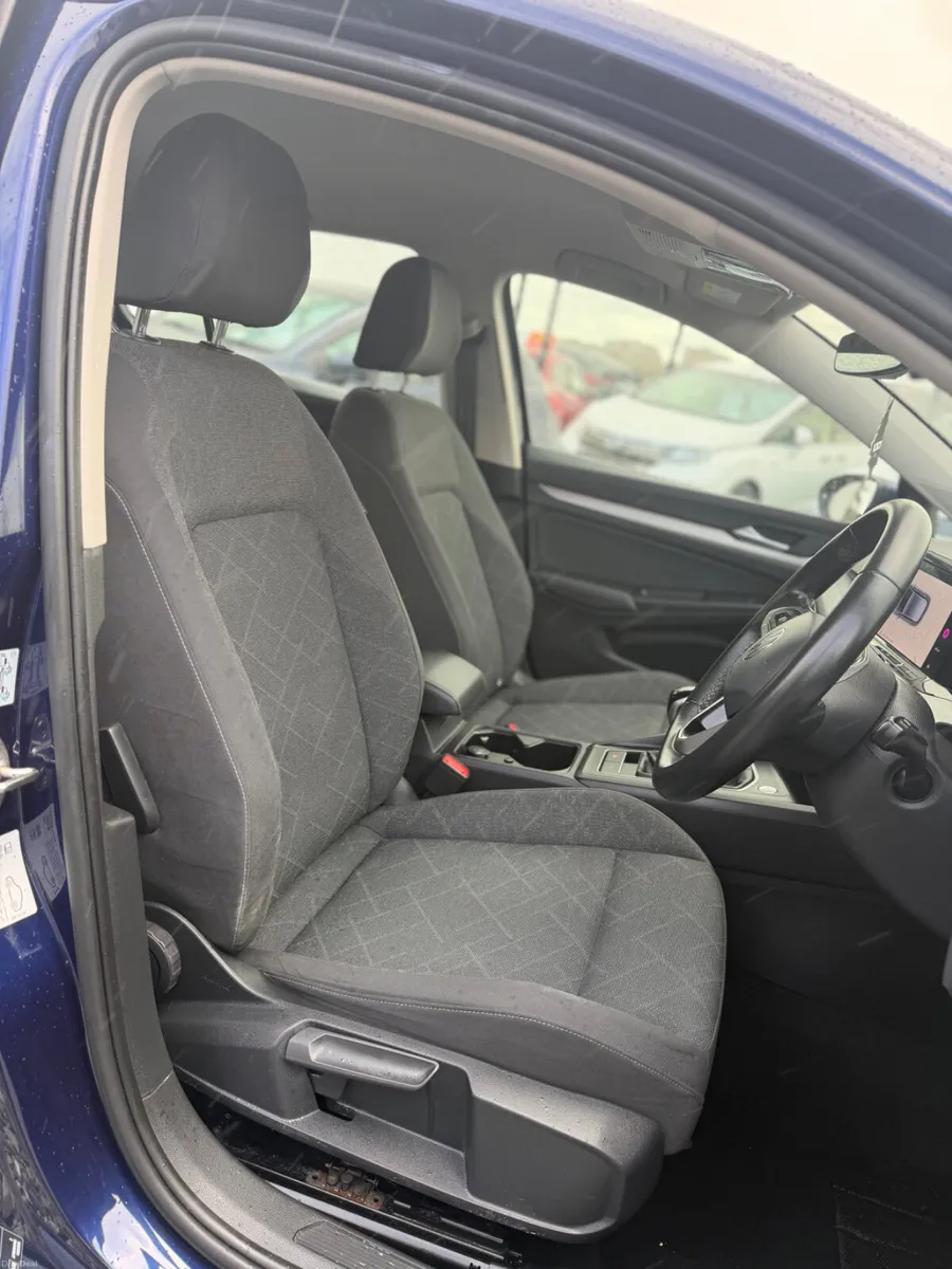 Volkswagen Golf - Image 6