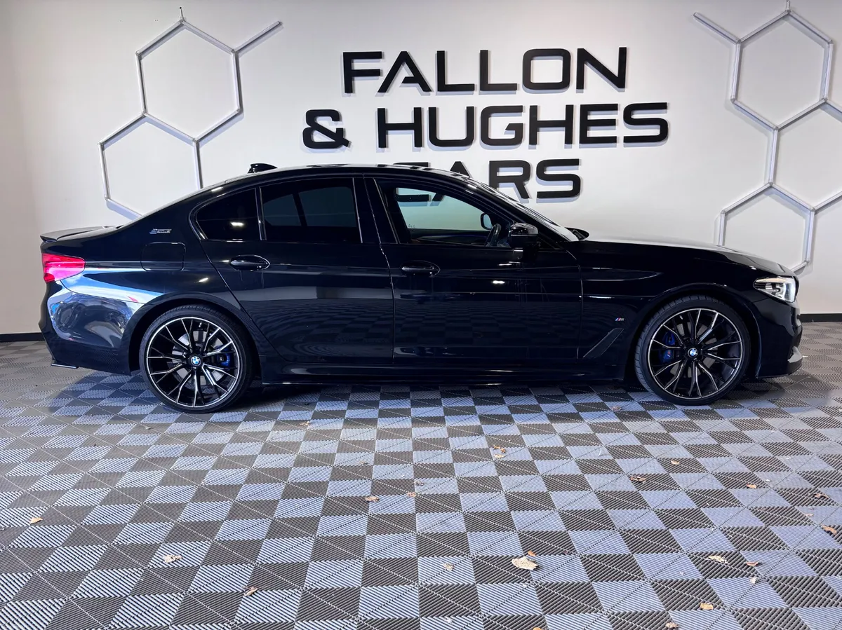 BMW 5 SERIES 530e M SPORT / BODYKIT - Image 4