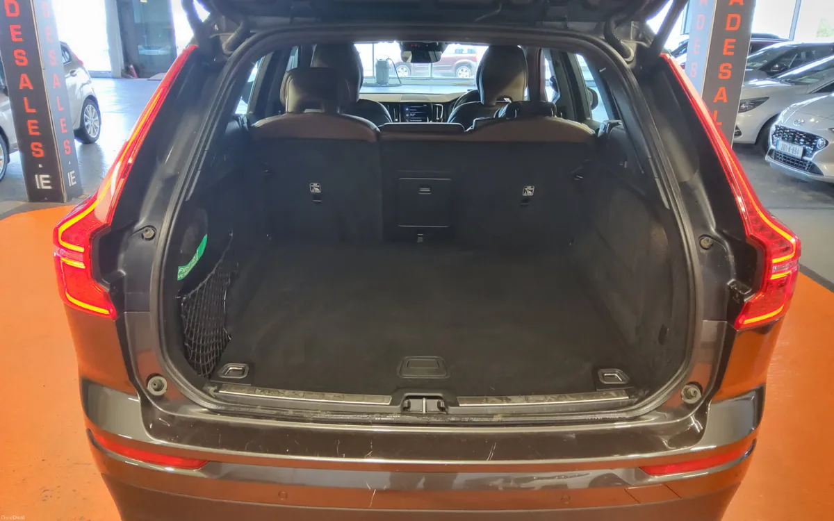 Volvo XC60 2021 - Image 4