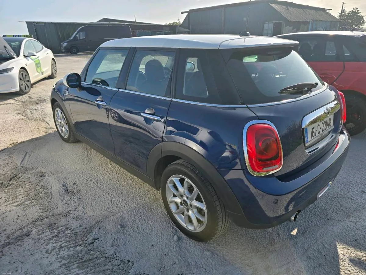 MINI COOPER 1.5L PATROL AUTOMATIC - Image 4