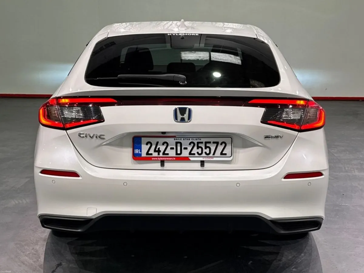 Honda Civic HYBRID 2.0L PETROL AUTOMATIC - ADAPTIV - Image 4